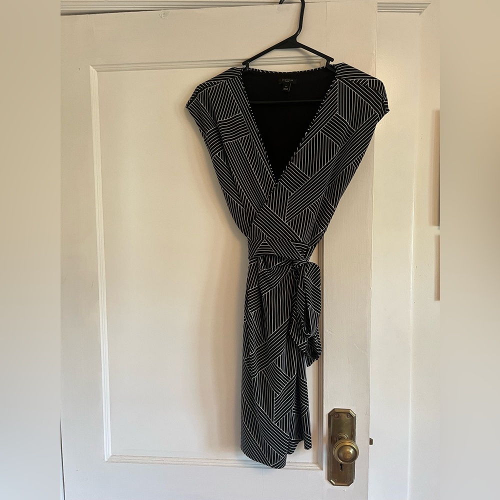 Black and White Geometric Petite Wrap Dress